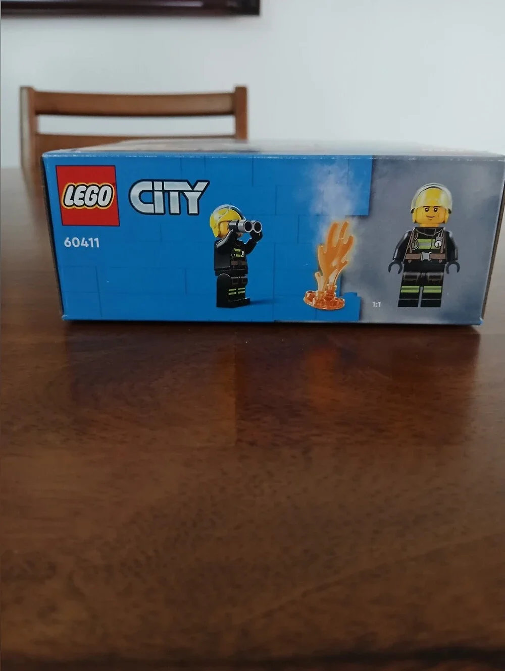 LEGO City Fire Rescue Helicopter W/pilot. Ages 5+ 85 PCS NWT